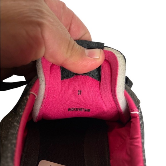 Rag & Bone Retro Charcoal and pink Sneakers,NWT,Size 37,Made in Vietnam - Picture 10 of 10